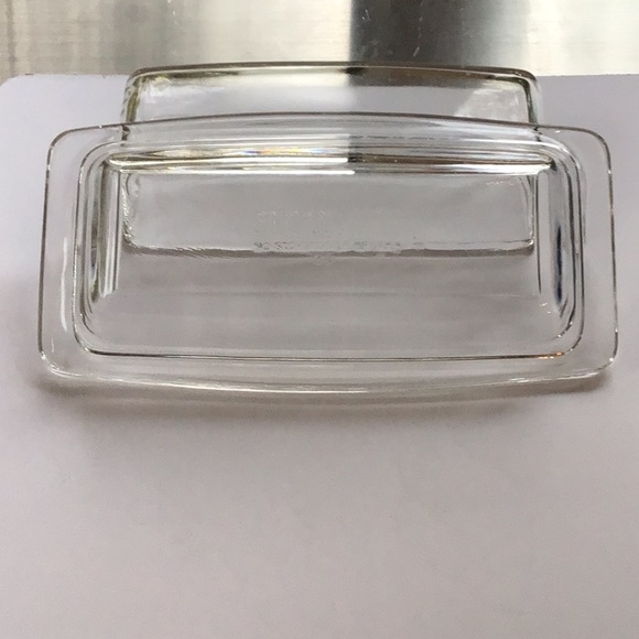 ❤️Vintage clear Pyrex butter dish❤️ - Picture 2 of 4